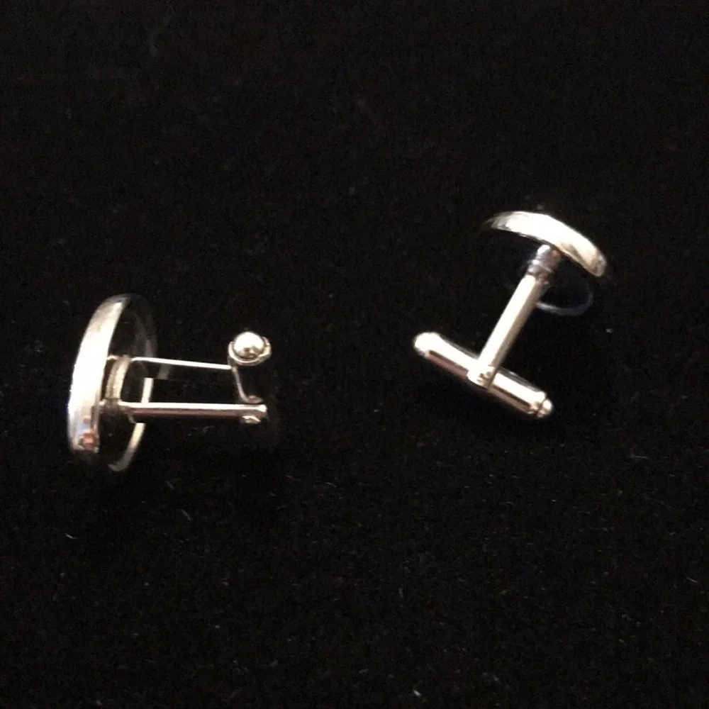 3/$15 ⭐️ Vintage script “g” silver tone cuff links unbranded . Cufflinks (p)